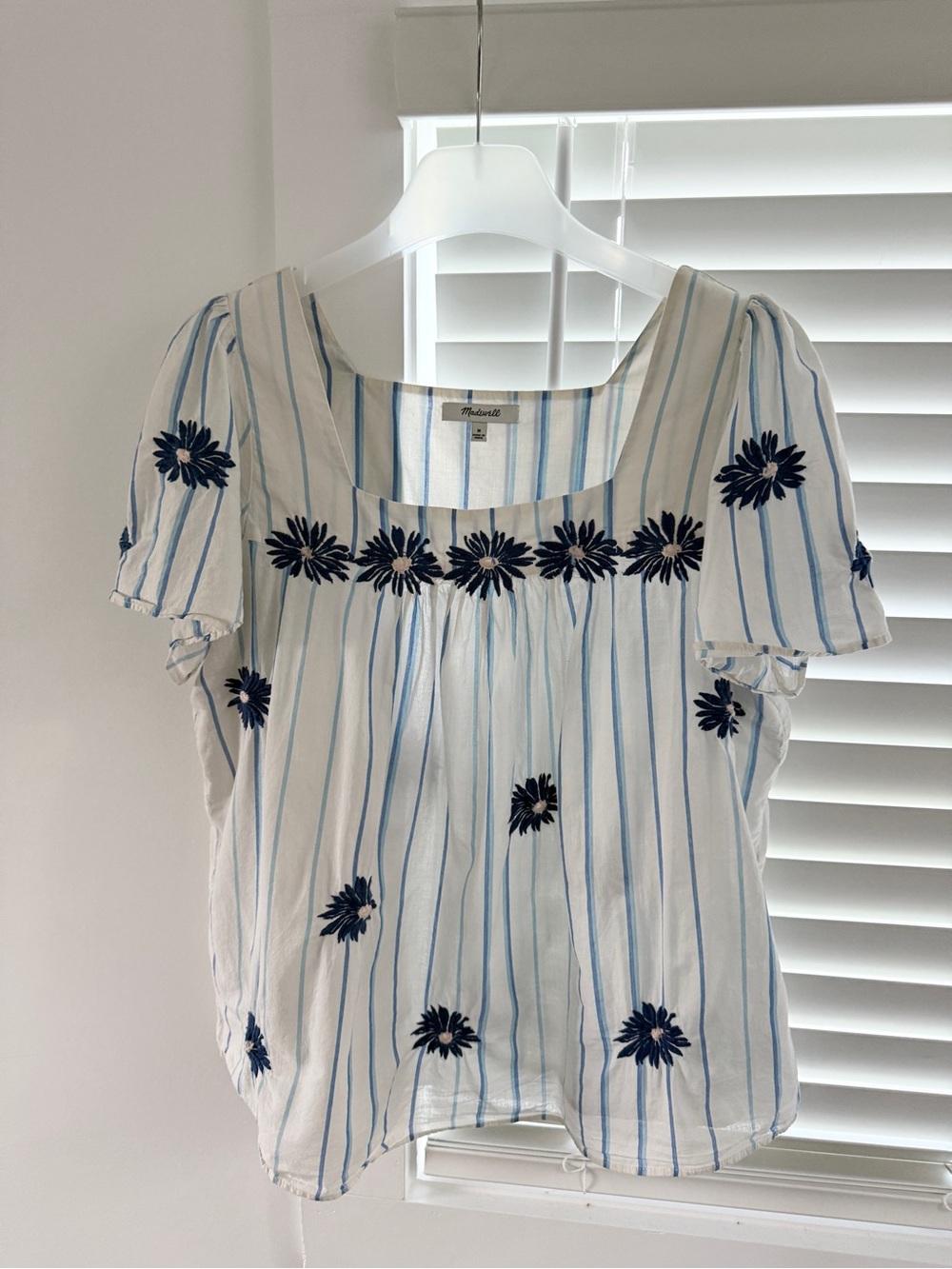 Madewell Floral Embroidered Stripe Top size M - Picture 5 of 7